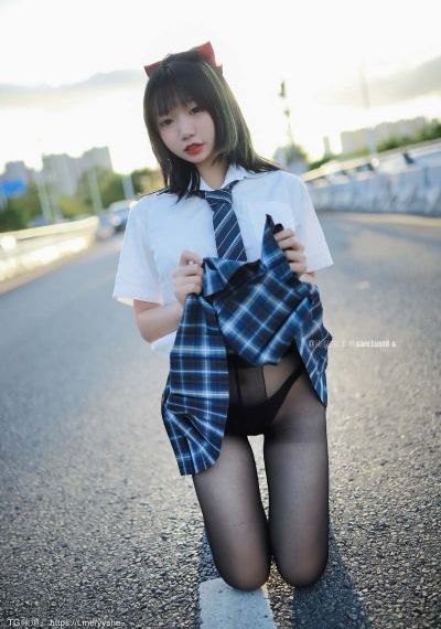 二次元美女18隐私免费_1080免费全集观看